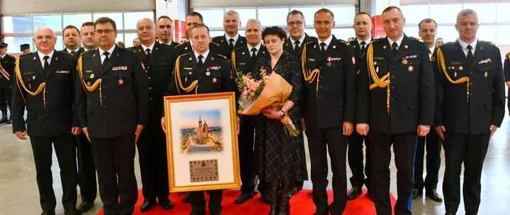 Pożegnanie komendanta PSP w Zakopanem - meldunek, podziękowania i przekazanie obowiązków