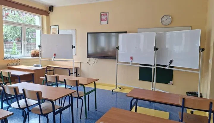 Aula podzielona na dwa pomieszczenia. Zmiany w zakopiańskiej szkole