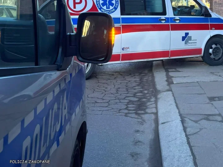 45-latek potrącony na pasach w Zakopanem. Policja odholowała auto