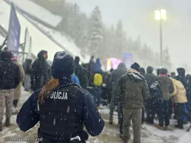 Wielka Krokiew pełna kibiców, a policja nie odnotowała ani jednego incydentu